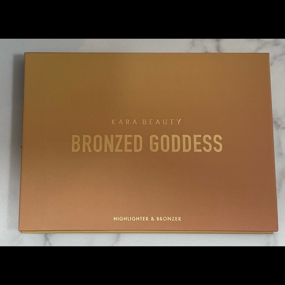 Highlight and Bronzer pallet